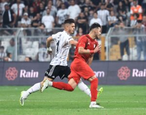 Beşiktaş, Pendikspor, Rashica