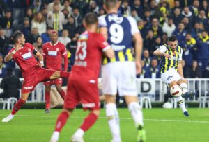 Fenerbahçe, İrfan Can Kahveci