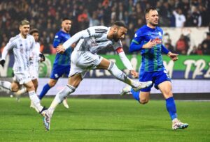 Beşiktaş, Cenk Tosun