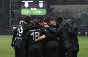 Pendikspor, Beşiktaş