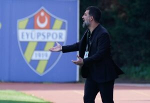 Eyüpspor Teknik Direktörü Arda Turan